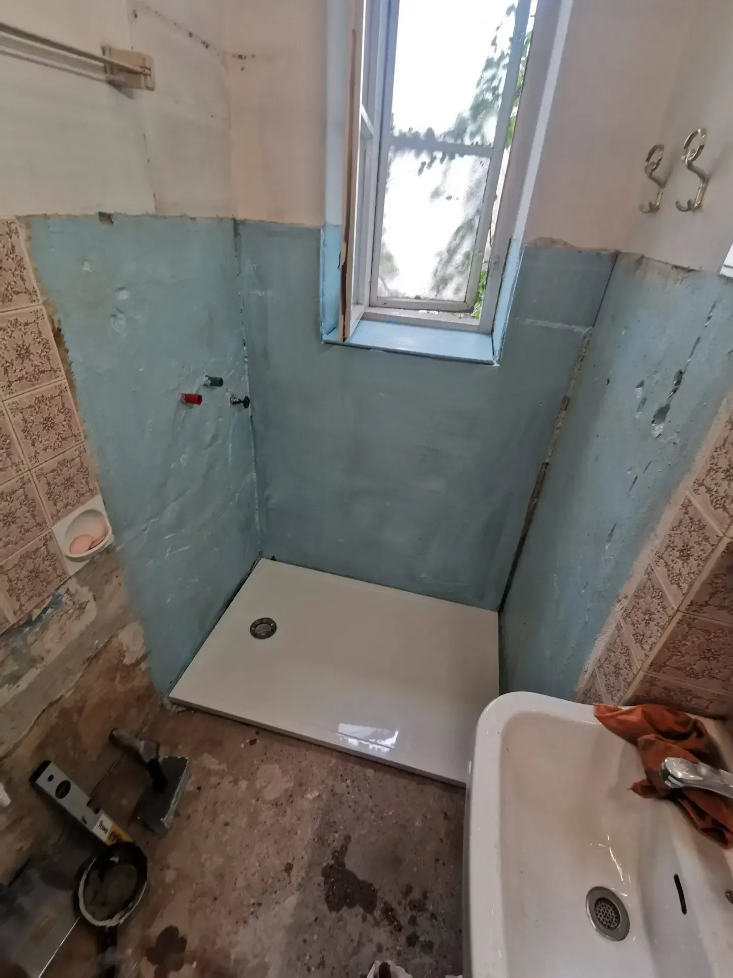 Renovirana kupaonica Zagreb — finalni izgled s walk-in tušem